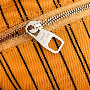LV M12863 Louis Vuitton Locker Dopp Kit Monogram Taurillon Yellow - Default Title - View 7