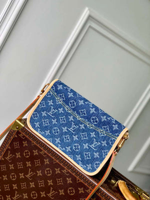 LV M13070 Louis Vuitton Diane Handbag Denim Blue - Default Title - View 3