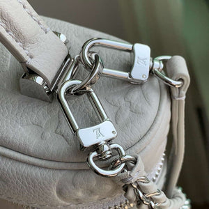 LV M13593 Louis Vuitton Vanity Chain Pouch Bag Brume Gray - Default Title - View 7