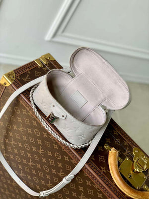 LV M13593 Louis Vuitton Vanity Chain Pouch Bag Brume Gray - Default Title - View 9