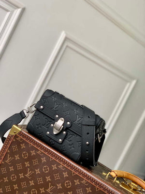 LV M13871 Louis Vuitton Soul Trunk Black - Default Title - View 1