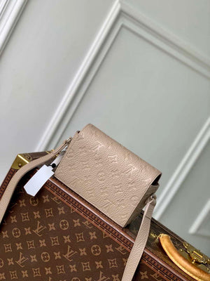 LV M13889 Louis Vuitton Steamer Wearable Wallet New Gray - Default Title - View 3