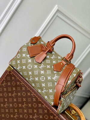 LV M13914 Louis Vuitton Speedy P9 Bandouliere 30 Bag Tail grass green - Default Title - View 1