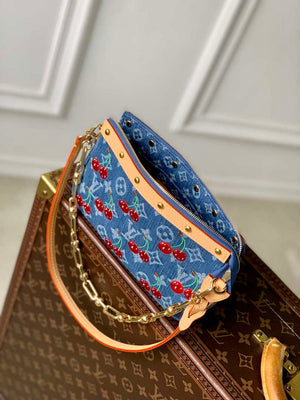 LV M13994 Louis Vuitton LV x TM Pochette Accessoires - Default Title - View 8