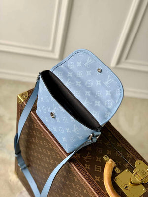 LV M14116 Louis Vuitton Pulse Wearable Wallet Sky Blue - Default Title - View 9