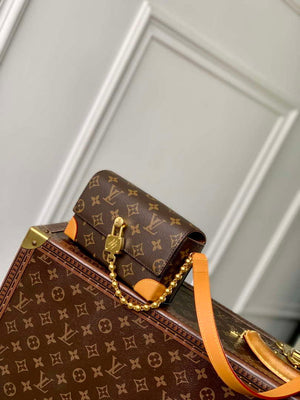 LV M14738 Louis Vuitton Steamer Wearable Wallet - Default Title - View 2