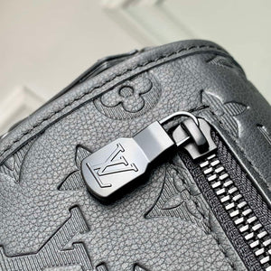 LV M14874 Louis Vuitton Pulse Messenger Bag Black - Default Title - View 6