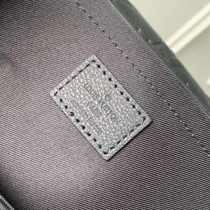 LV M14874 Louis Vuitton Pulse Messenger Bag Black - Default Title - View 8