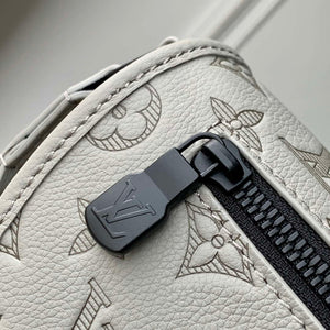 LV M14912 Louis Vuitton Pulse Messenger Bag Sand - Default Title - View 6