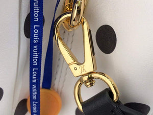 LV M20373 Louis Vuitton Capucines BB Handbag - Default Title - View 9