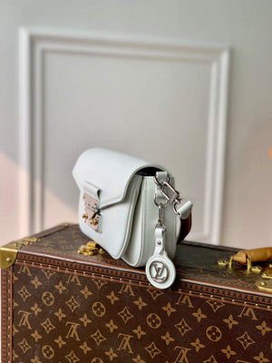 LV M20395 Louis Vuitton Swing Handbag White - Default Title - View 3