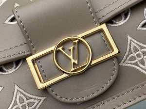 LV M20739 Louis Vuitton Dauphine East West Handbag Apricot - Default Title - View 5