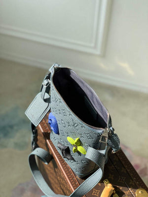 LV M20875 Louis Vuitton Hobo Cruiser PM Bag Gray - Default Title - View 8