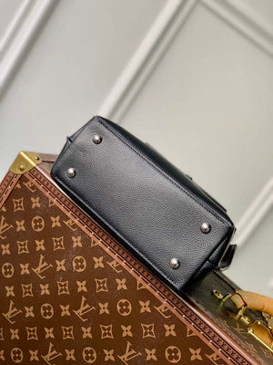 LV M20997 Louis Vuitton Lockme Ever Mini Handbag Black - Default Title - View 4