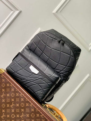 LV M21391 Louis Vuitton Discovery Backpack Black - Default Title - View 1