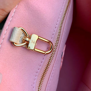 LV M21732 Louis Vuitton LV x YK OnTheGo PM Quartz - Default Title - View 8