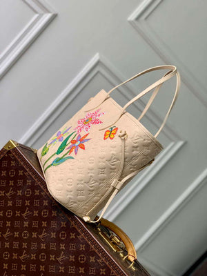 LV M21733 Louis Vuitton LV x YK Neverfull MM Bag Quartz - Default Title - View 3