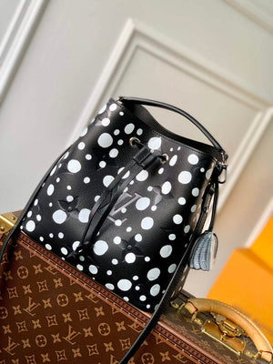 LV M21753 Louis Vuitton LV x YK N¨¦ono¨¦ MM Bag Black White - Default Title - View 1
