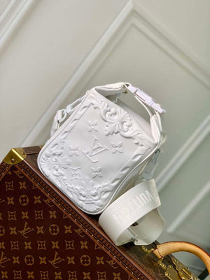 LV M21812 Louis Vuitton Cruiser Messenger Bag White - Default Title - View 2