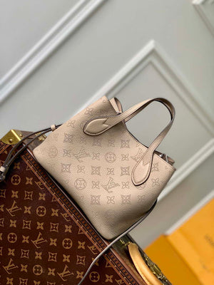 LV M21849 Louis Vuitton Blossom PM Mahina Tote Bag Galet - Default Title - View 3