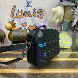 LV M21935 Louis Vuitton Future Trunk Bag Black - Default Title - View 3