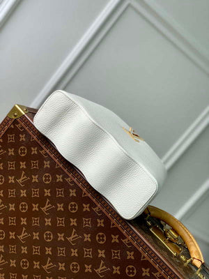 LV M22121 Louis Vuitton Capucines BB Handbag Snow White - Default Title - View 4