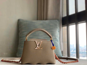 LV M22121 Louis Vuitton Capucines Mini Handbag Gray - Default Title - View 1