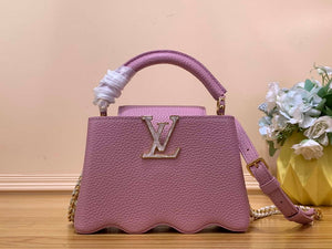 LV M22122 Louis Vuitton Capucines Mini Handbag Pink - Default Title - View 1