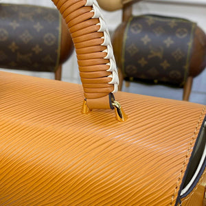 LV M22229 Louis Vuitton Twist MM Handbag Honey Gold - Default Title - View 6