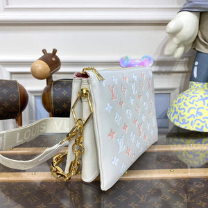LV M22398 Louis Vuitton Coussin PM Handbag Cr¨¨me Beige - Default Title - View 3