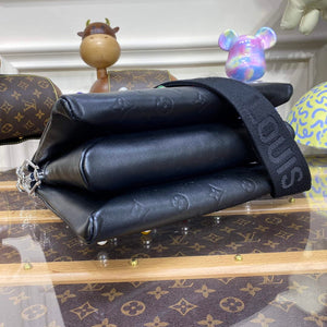LV M22429 Louis Vuitton Coussin PM Bag black diamond - Default Title - View 4