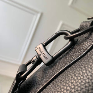 LV M22482 Louis Vuitton Fastline Messenger Black - Default Title - View 7