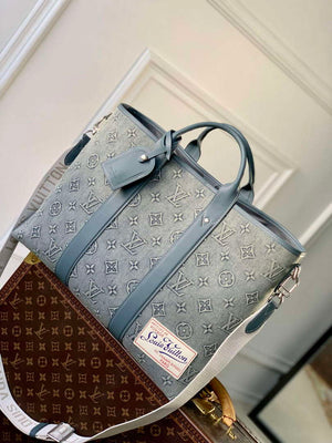 LV M22537 Louis Vuitton Weekend Tote NM Bag - Default Title - View 1