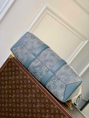 LV M22537 Louis Vuitton Weekend Tote NM Bag - Default Title - View 4