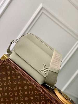LV M22611 Louis Vuitton Fastline Messenger Gray - Default Title - View 2