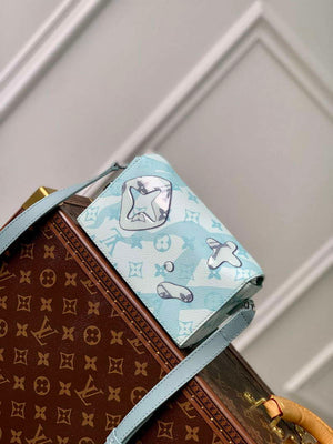 LV M22637 Louis Vuitton Steamer Wearable Wallet Crystal Blue - Default Title - View 4