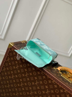 LV M22637 Louis Vuitton Steamer Wearable Wallet Crystal Blue - Default Title - View 7