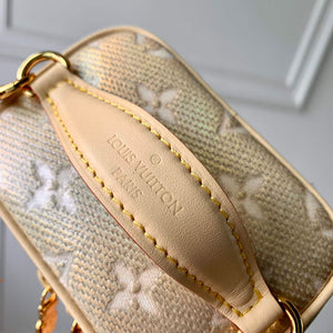LV M22920 Louis Vuitton Micro Vanity Miniature Bag Beige - Default Title - View 5