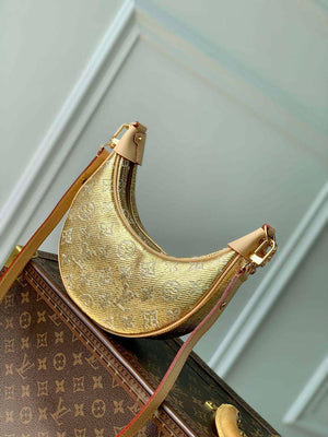 LV M22928 Louis Vuitton Loop PM Baguette Handbag Beige - Default Title - View 3