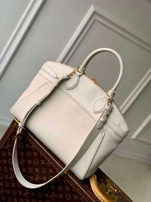 LV M23061 Louis Vuitton Lock It MM Bag Cr¨¨me Beige - Default Title - View 3