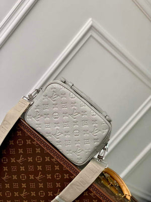 LV M23152 Louis Vuitton S-Lock Messenger City Bag Mineral Gray - Default Title - View 2