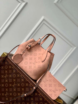LV M23196 Louis Vuitton Blossom PM Mahina Tote Bag Pink - Default Title - View 2
