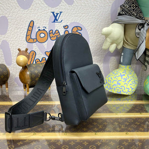 LV M23736 Louis Vuitton Pilot Slingbag Black - Default Title - View 12