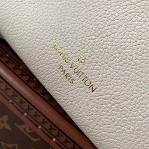 LV M23915 Louis Vuitton Side Trunk PM Bag Chalk - Default Title - View 7