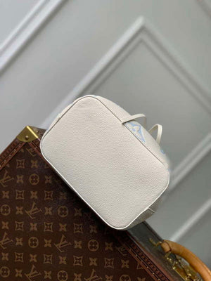 LV M24048 Louis Vuitton N¨¦oNo¨¦ BB Bucket Bag Latte White Blue - Default Title - View 4