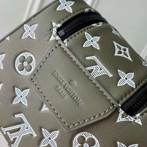 LV M12651 Louis Vuitton Locker Dopp Kit Monogram Shadow Green - Default Title - View 5