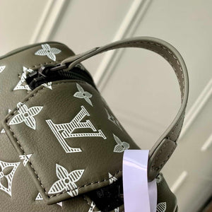 LV M12651 Louis Vuitton Locker Dopp Kit Monogram Shadow Green - Default Title - View 6
