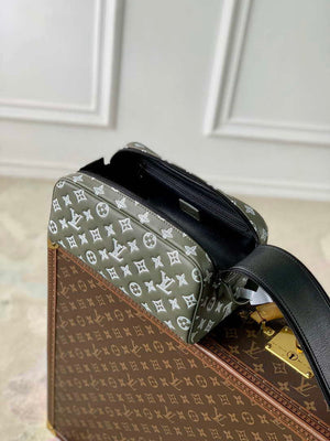 LV M12651 Louis Vuitton Locker Dopp Kit Monogram Shadow Green - Default Title - View 9