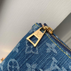 LV M24564 Louis Vuitton Coussin PM Handbag lambskin Navy Blue - Default Title - View 5