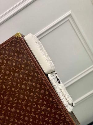 LV M24754 Louis Vuitton Trio Messenger Bag White/Navy Blue - Default Title - View 4
